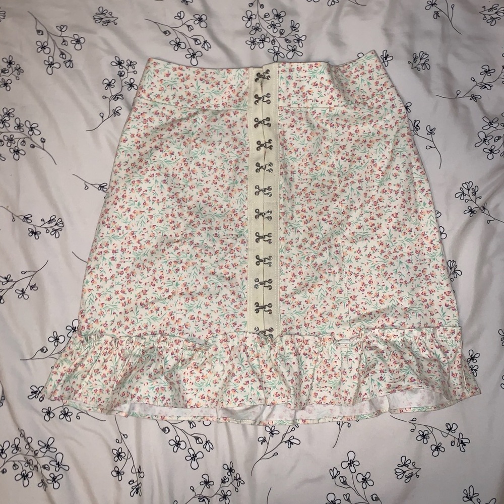 Floral skirt urban outfitters